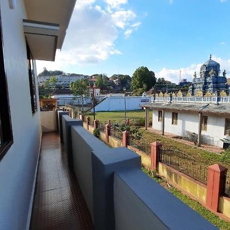 Varam Homestay Madikeri Exteriör bild