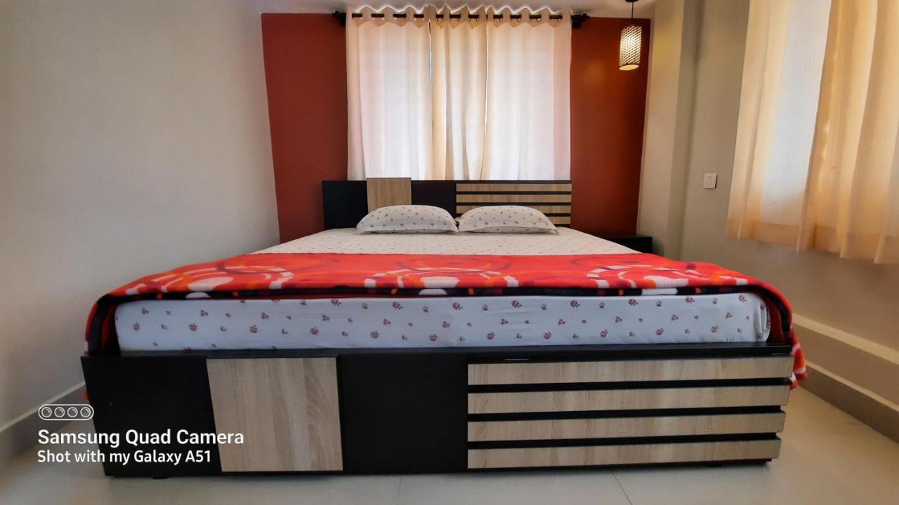 Varam Homestay Madikeri Exteriör bild