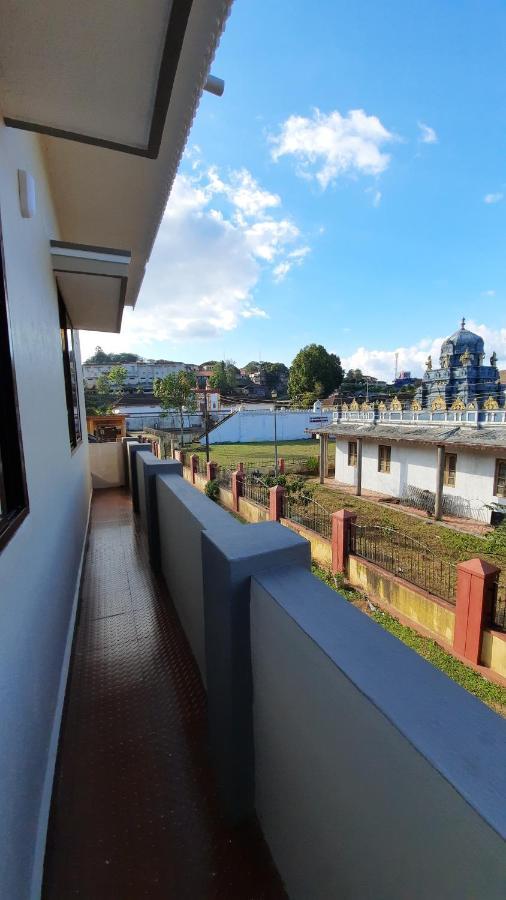 Varam Homestay Madikeri Exteriör bild