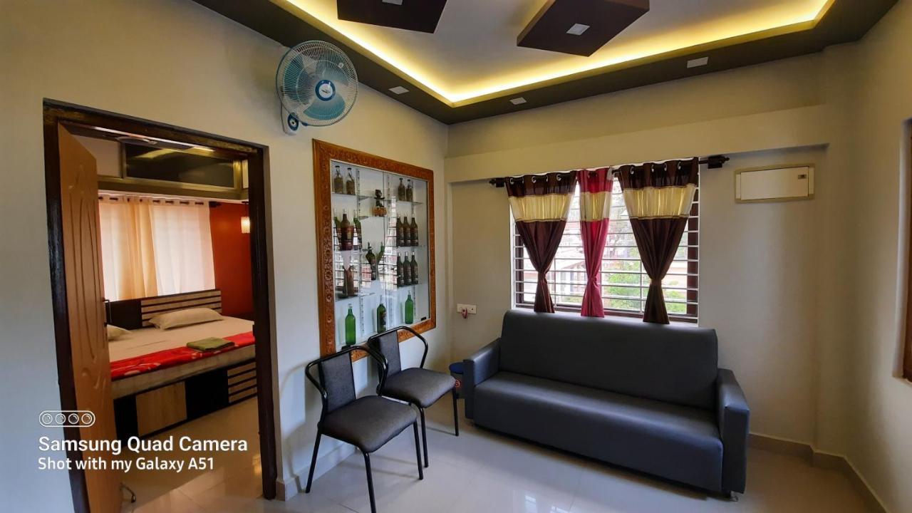 Varam Homestay Madikeri Exteriör bild