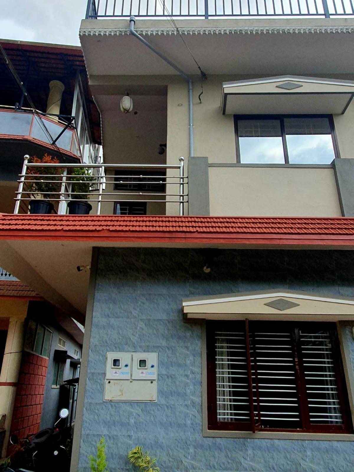 Varam Homestay Madikeri Exteriör bild